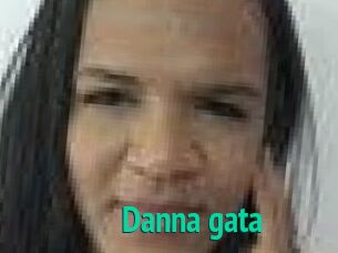 Danna_gata
