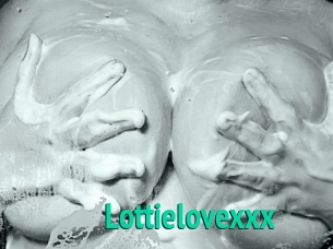 Lottielovexxx