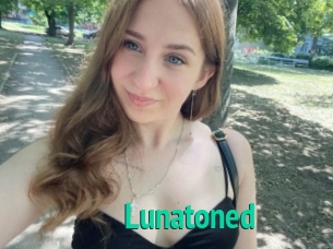 Lunatoned