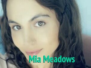 Mia_Meadows