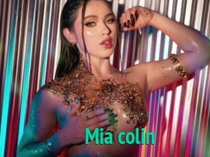 Mia_colin