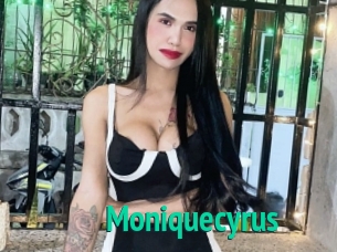 Moniquecyrus