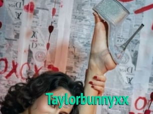 Taylorbunnyxx